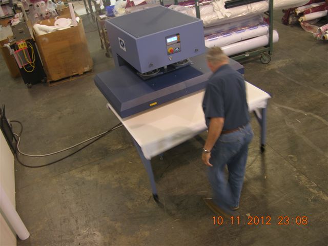Pnuematic Shuttle Press